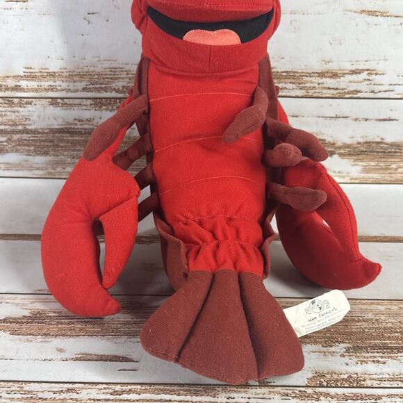 The Simpsons Pinchy Lobster Plush 15" | Universal Studios 2018 | Rare Toy - Picture 2 of 6